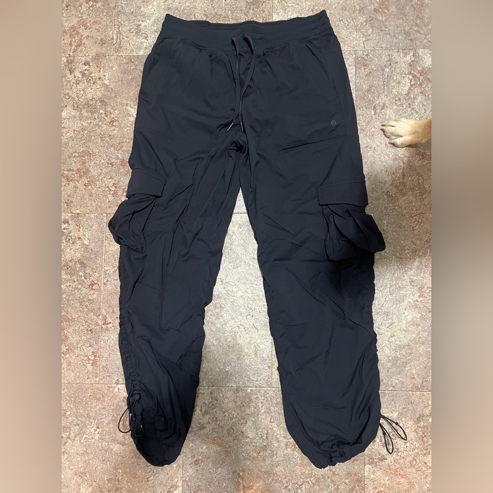 Lululemon  Women's Dance Studio Relaxed-Fit Mid-Rise Cargo Pants
